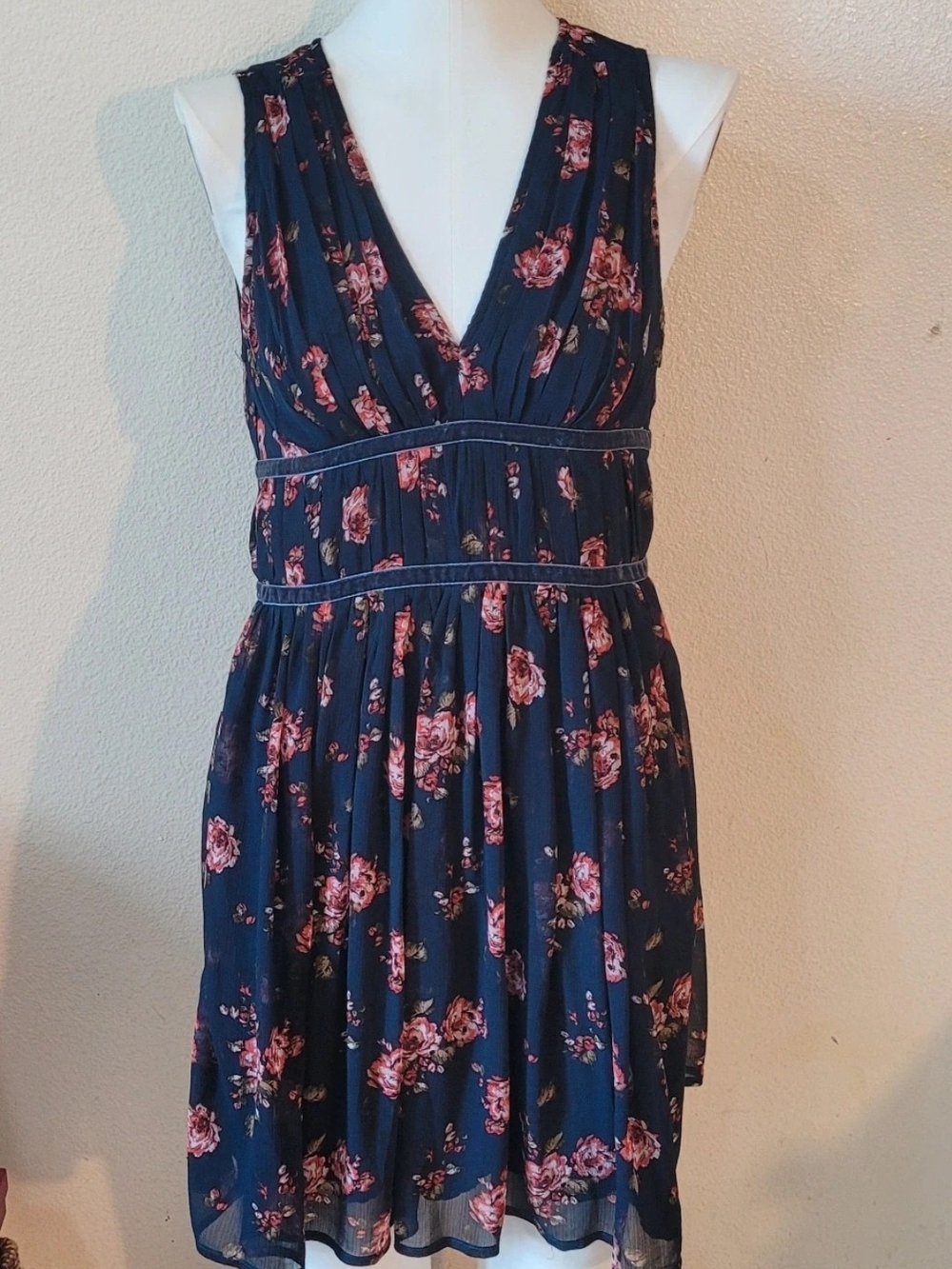 Abercrombie & Fitch Navy Dress with Pink Floral Print XSmall